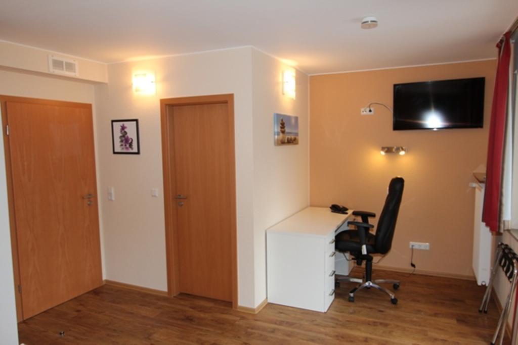 Hotel Landgasthof Zur Alten Scheune ツヴァイブリュッケン 部屋 写真