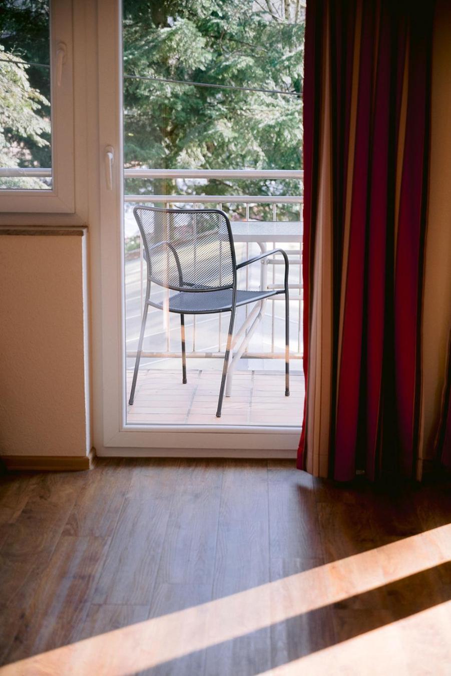 Hotel Landgasthof Zur Alten Scheune ツヴァイブリュッケン エクステリア 写真