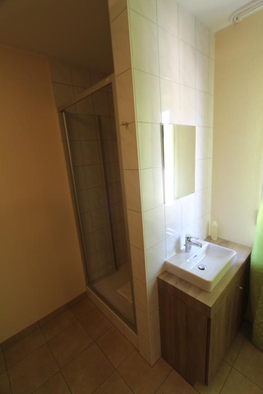 Hotel Landgasthof Zur Alten Scheune ツヴァイブリュッケン エクステリア 写真